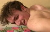 Schandknaap ingehuurd voor gay porno